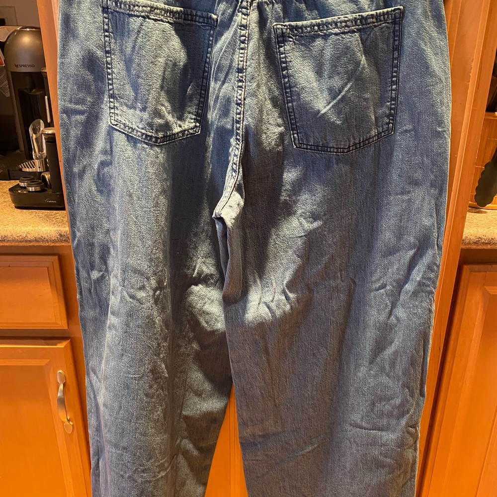 Old Navy Women’s Drapey Drawcord Wide Leg jeans. - Picture 2 of 11